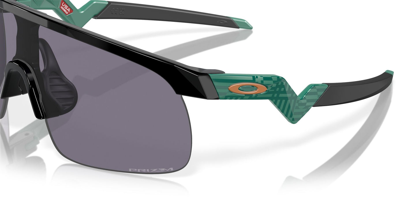 Oakley Junior Resistor OJ9010 Black/Prizm Grey #colour_black-prizm-grey