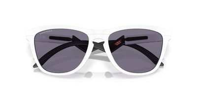 Oakley Frogskins Hybrid OO9289 Matte White/Prizm Grey #colour_matte-white-prizm-grey