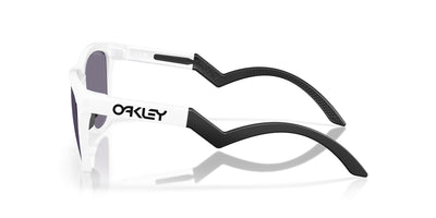 Oakley Frogskins Hybrid OO9289 Matte White/Prizm Grey #colour_matte-white-prizm-grey