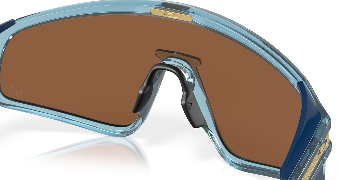 Oakley Latch Panel OO9404 Transparent Stonewash/Prizm Tungsten #colour_transparent-stonewash-prizm-tungsten