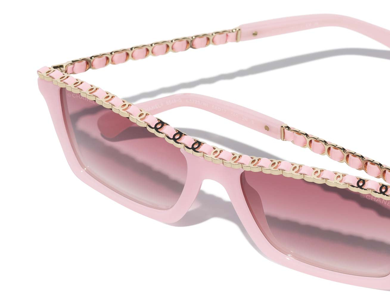 #colour_light-pink-fuchsia-gradient