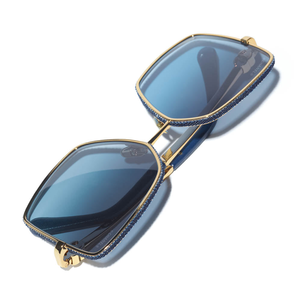 #colour_gold-grey-blue-gradient