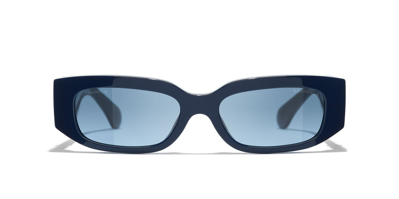 #colour_dark-blue-grey-blue-gradient