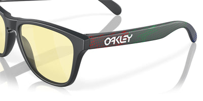 Oakley Junior Frogskins XS OJ9006 Matte Carbon/Prizm Gaming #colour_matte-carbon-prizm-gaming